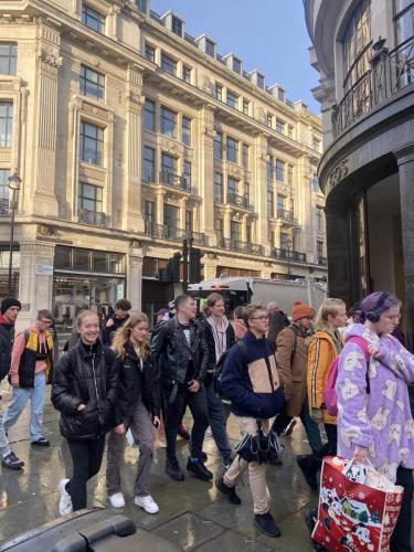 385561938 1414208745861890 7990438156139676505 n