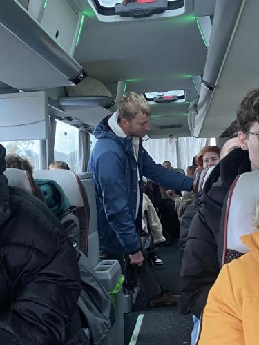 386868833 662616566010995 701237744372789260 n