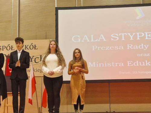 Zdjecie-WhatsApp-2023-11-22-o-10.59.37 19e73858