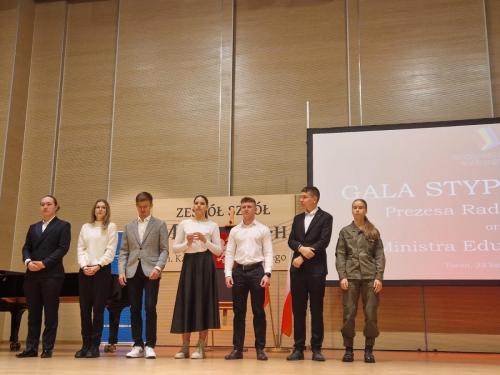 Zdjecie-WhatsApp-2023-11-22-o-10.59.38 b3bea417