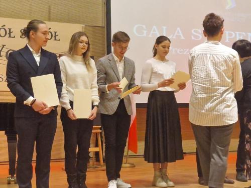 Zdjecie-WhatsApp-2023-11-22-o-10.59.39 deae320e