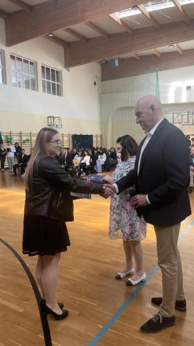 received 186608790923365