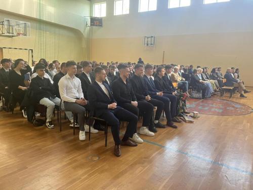 received 261058699676906