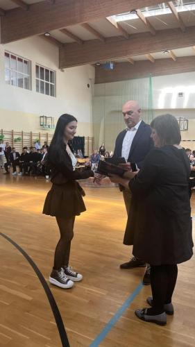 received 6100118776768214