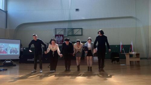 received 612715754248205