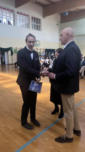 received 740610684462391